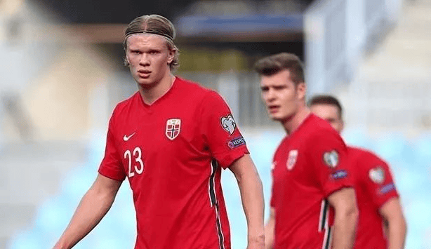  哈兰德巅峰对决，库里与80激战巴黎圣日耳曼分钟，赛事规则更新胜负难料！