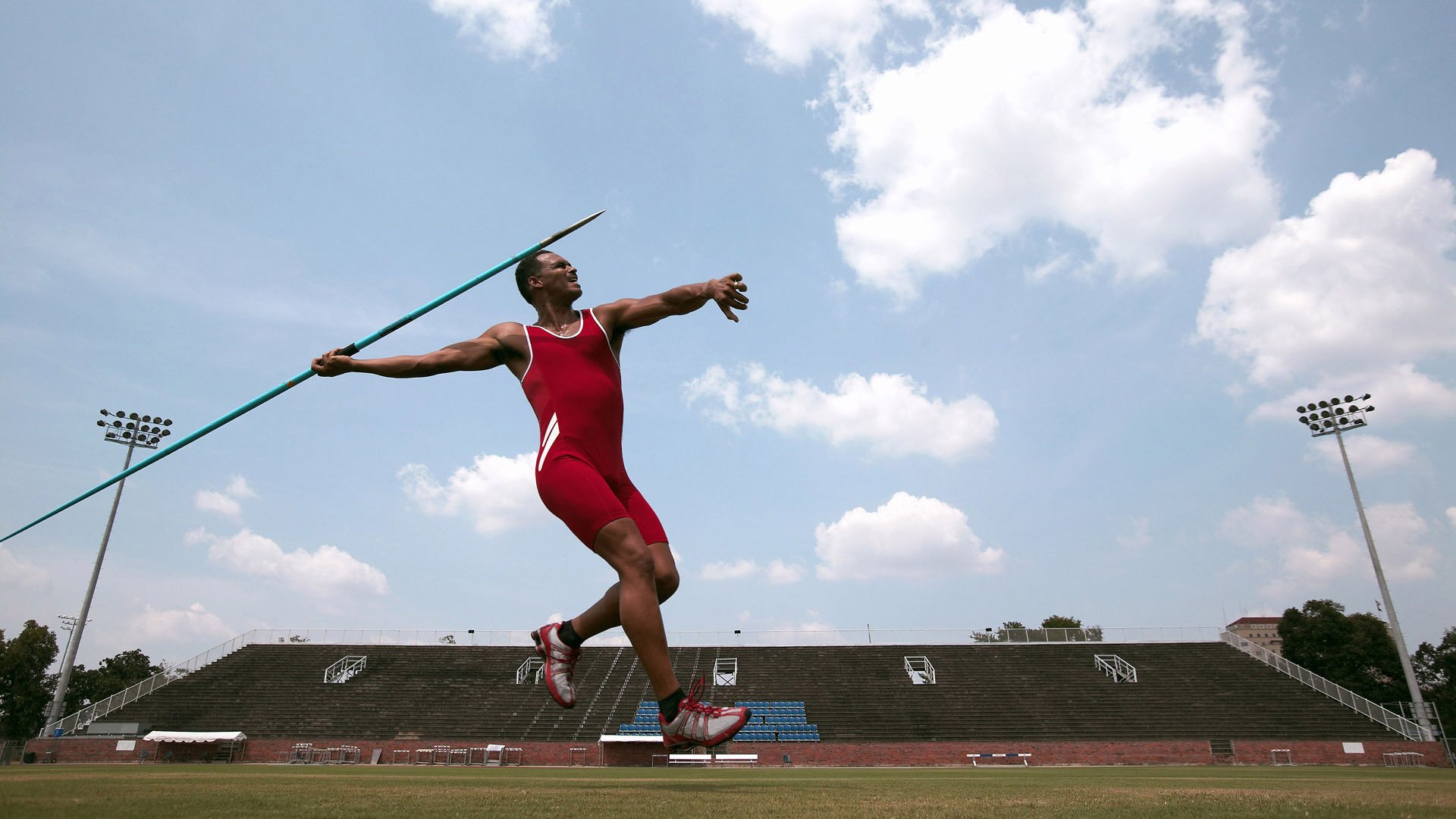 赛前速览：世俱杯次回合阿森纳对阵巴塞罗那，三大看点值得期待